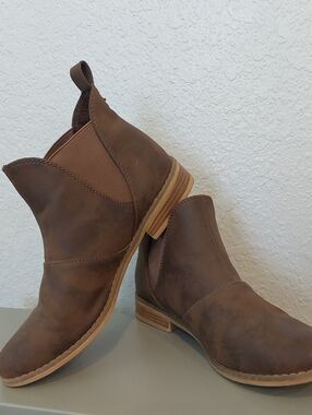 Rocket Dog Womens Brown Chelsea Boots 9.5